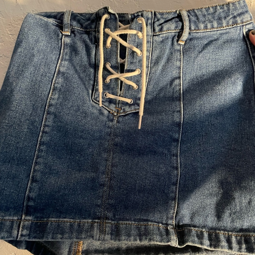 Kendall & Kylie Adorable Denim Skirt